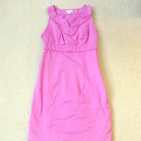 Lavender knee length sleeveless dress