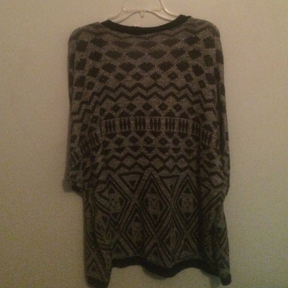 Cardigan - Picture 3 of 3