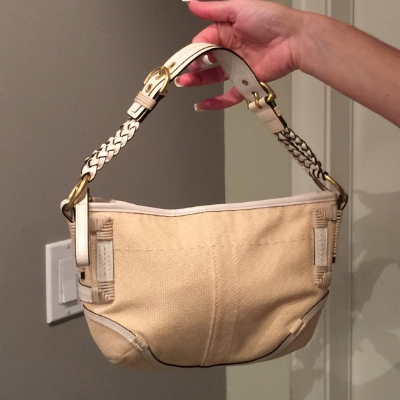 Coach - Picture 1 of 3