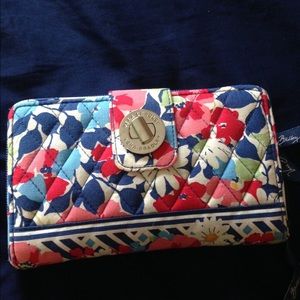 VERA BRADLEY wallet!