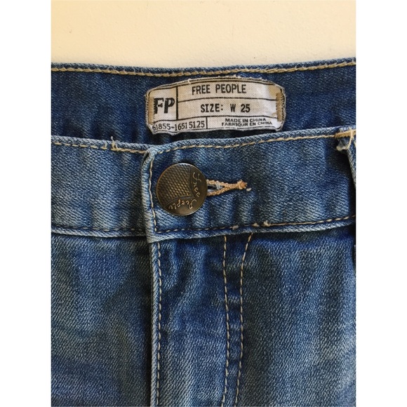 Sold • Free People Medium Wash Boyfriend Jeans - Picture 3 of 3