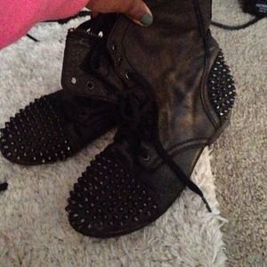 ✨FLASH SALE✨STEVE MADDEN TARNNEY COMABT BOOT✨