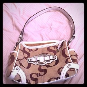 Sophia Caperelli small purse