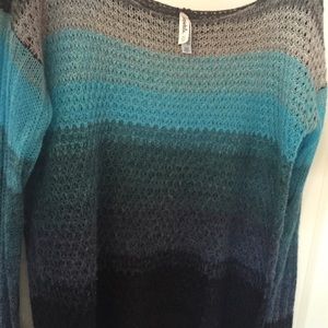 Aeropostale ombré sweater size M