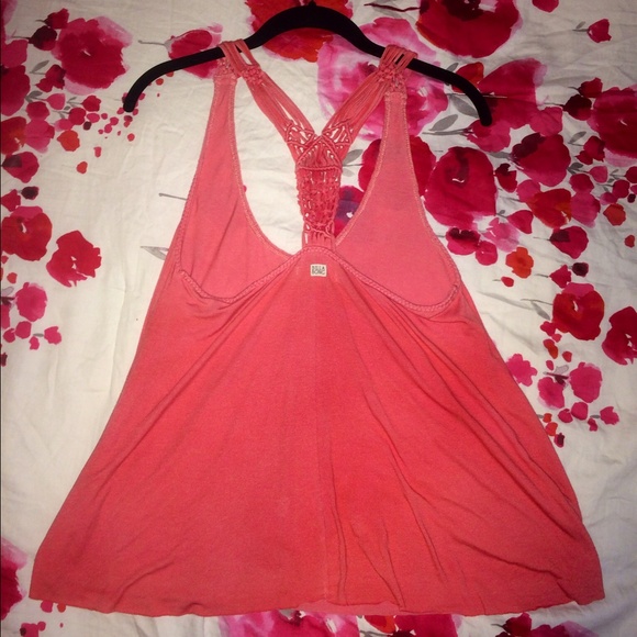 Tank top bundle - Picture 3 of 4