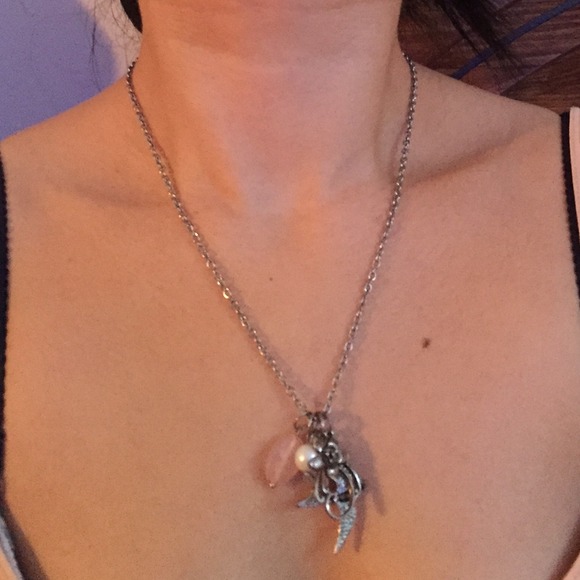 Bird pearl gems necklace