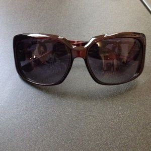 Brown sunglasses