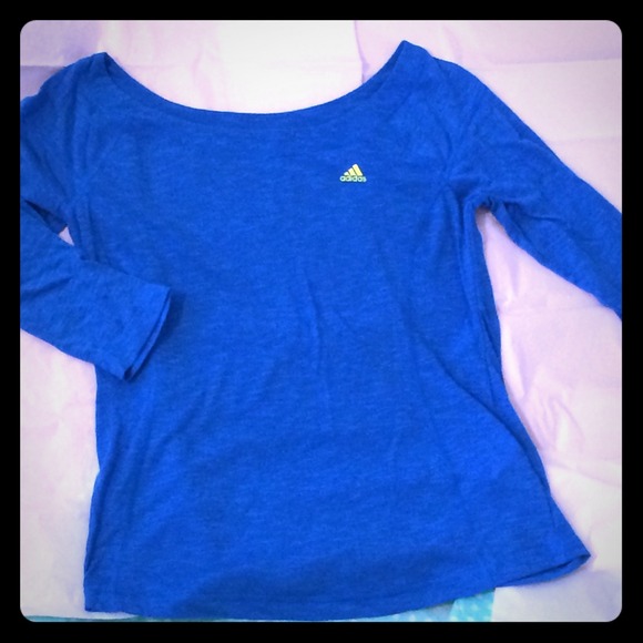 🎽👟New Adidas 3/4 Workout Top
