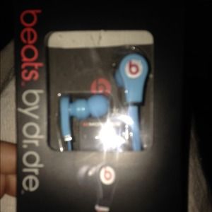 Beats earbuds