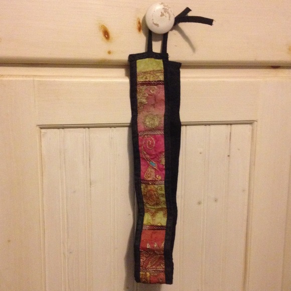 Tie belt