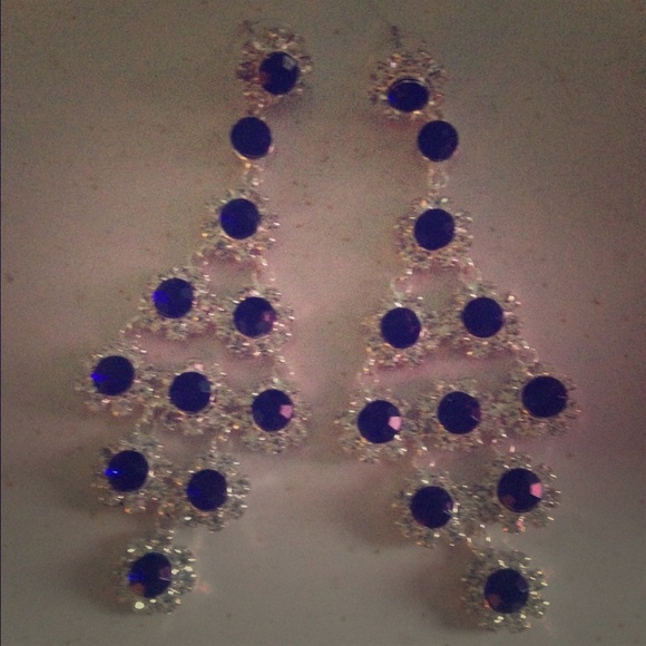 Prom/formal earrings