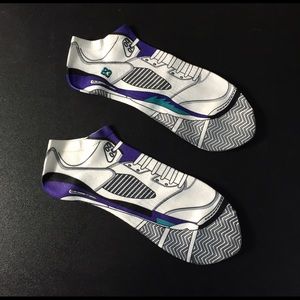 Brand New Jordan Retro 5 Grape socks Sz 12-15