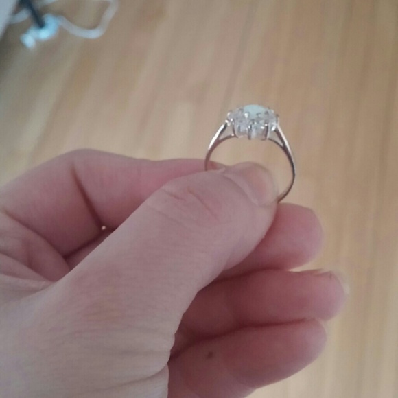 Sterling silver opal ring - Picture 3 of 4
