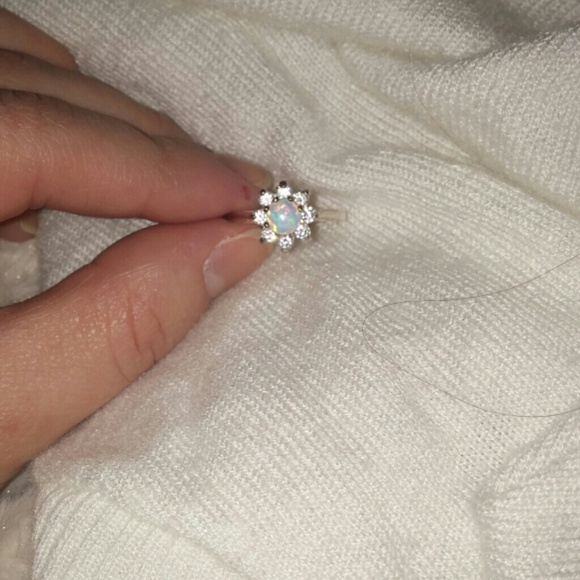 Sterling silver opal ring - Picture 4 of 4