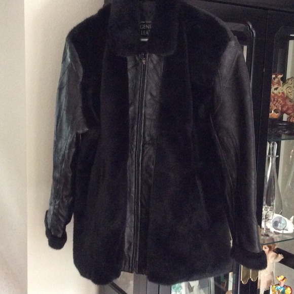 Real Leather & Want ToBe Fur Coat❤️Price Drop❤️