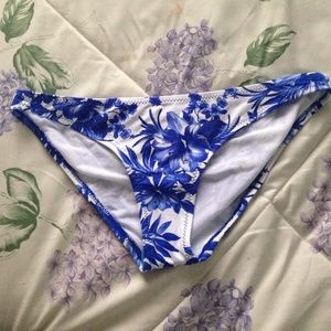 ASOS BLUE FLORAL BIKINI BOTTOM