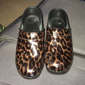 Danskos size 35