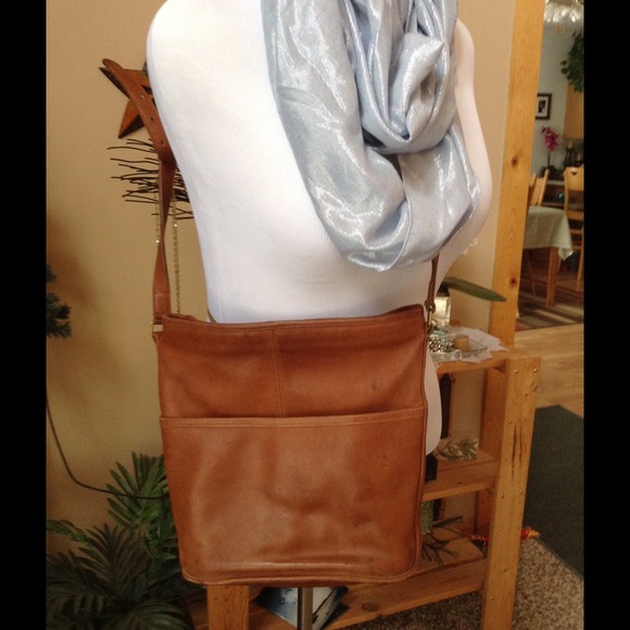 Sold- dark tan vintage Coach Bag