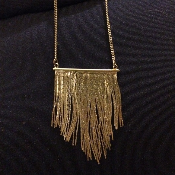 Silver fringe necklace - Picture 1 of 3