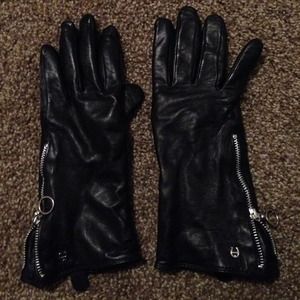 black leather gloves