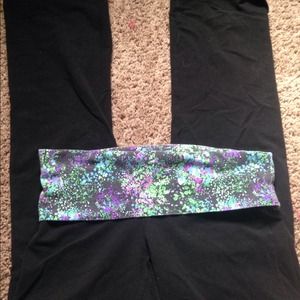 Both sets of yoga pants