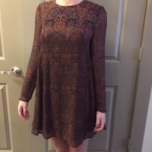 Maroon Long sleeve paisley detailing