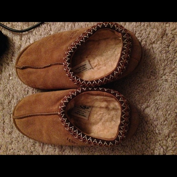 Chestnut Ugg Slippers