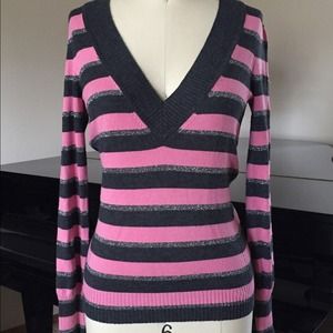 Express pink/grey/silver sweater