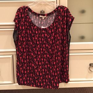 NWT penguin print top!