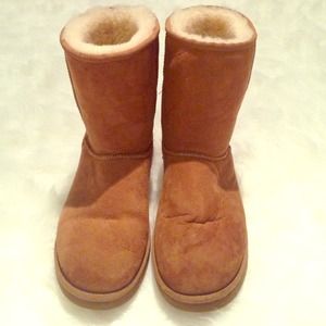 Ugg Tan Classic Short Boots