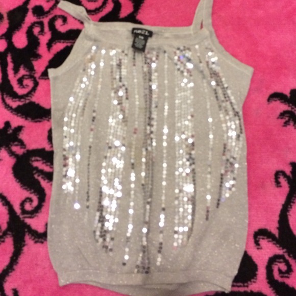 American Eagle long sleeve bundle - Picture 3 of 4