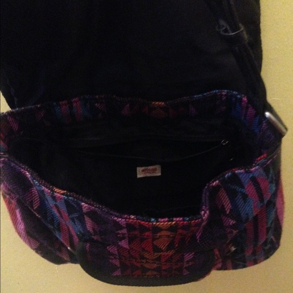 Colorful Aztec print purse - Picture 3 of 3