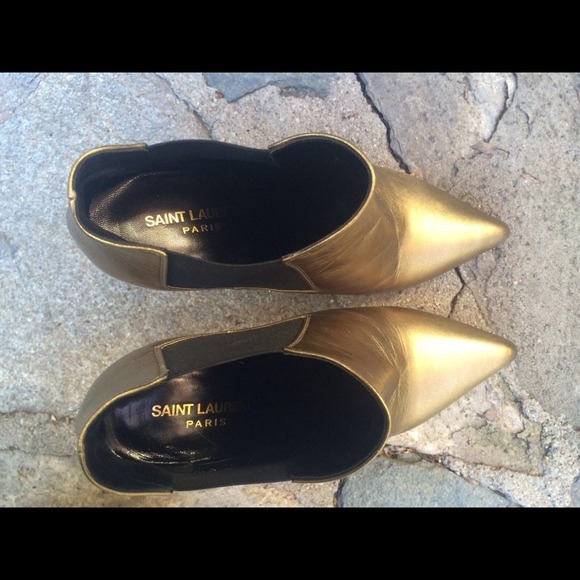 Saint Laurent Gold Paris Pointed Toe Ankle Boots 9 - Picture 3 of 4
