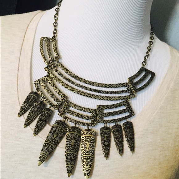 Burnished gold embellished necklace