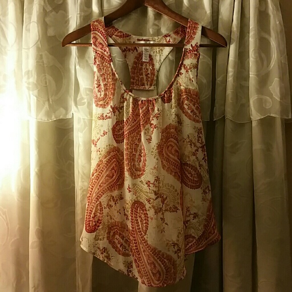 Spring Top - Picture 1 of 1