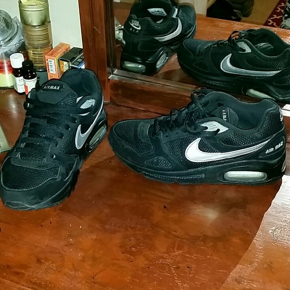 Blk/slvr Nike air max  wm sz 8 like new