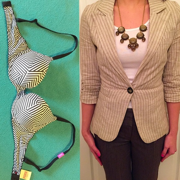 BUNDLE! ONE BLAZER + ONE VS PINK BRA