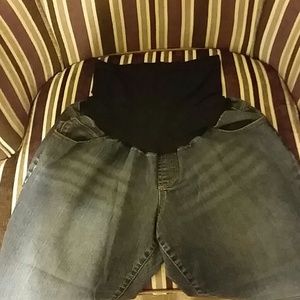 MOTHERHOOD MATERNITY CAPRIS