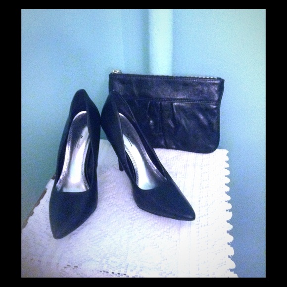BY:Anne Michelle very comfortable.