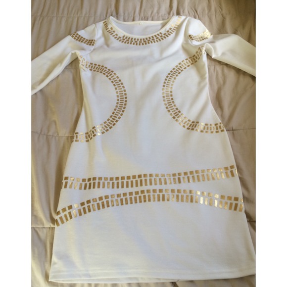 🔥SALE🔥 Gold and white dress👝👢💄💅 - Picture 1 of 4
