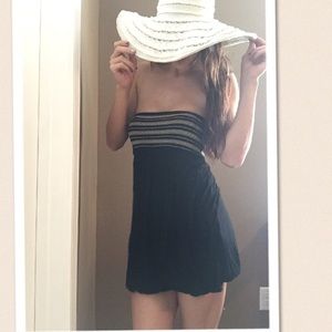Forever 21 Black bubbly dress