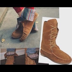 Steve Madden Moccasin Minnetonka Boots ✖️HOLD✖️