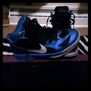 Nike Hyper fuse basketball shoes