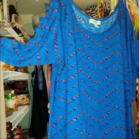 Tribal/Chevron top.