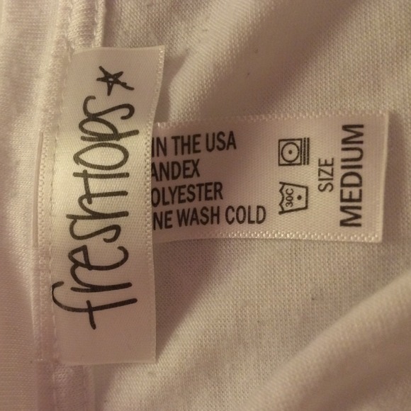 💢SOLD💢Fresh tops crop top - Picture 2 of 4