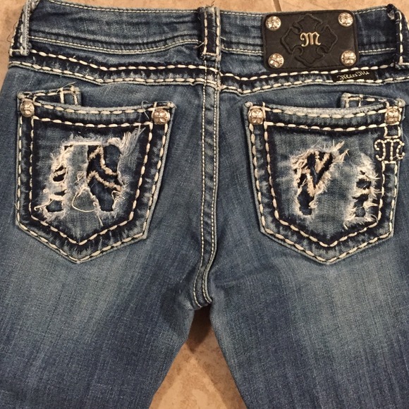 Cute like new Miss Me jeans!