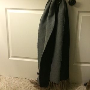 Black/Gray Wrap from Akira