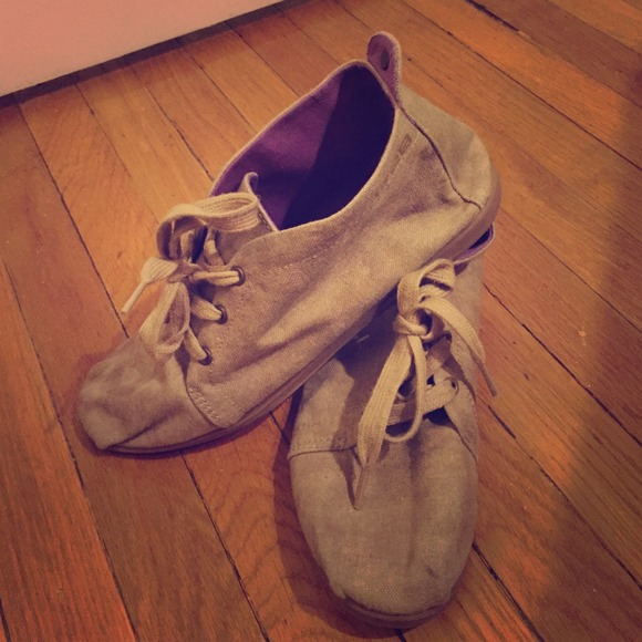 Blowfish Shoes - Tan canvas Blowfish flats