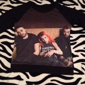 Paramore pullover