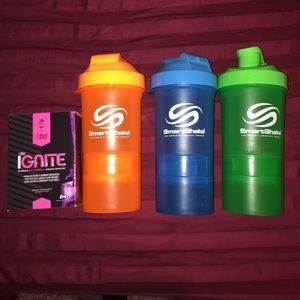 Brand new never opened preworkout / shaker bottles